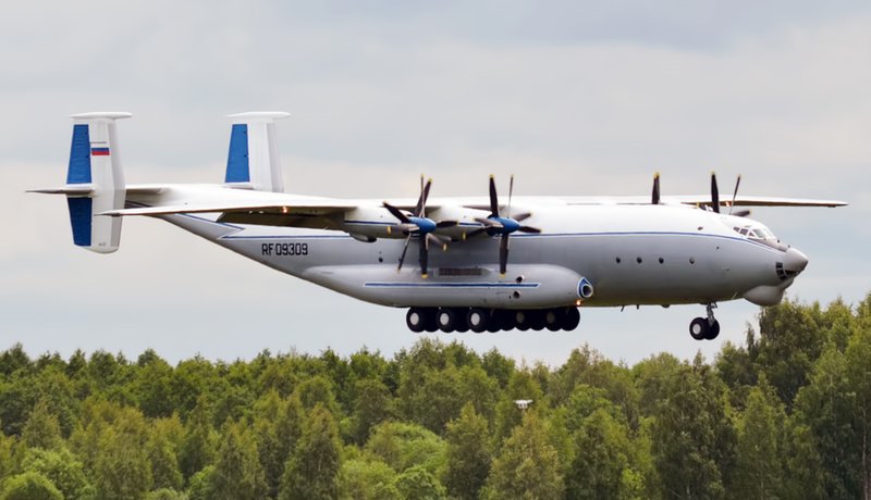 Antonov An-22 Antheus